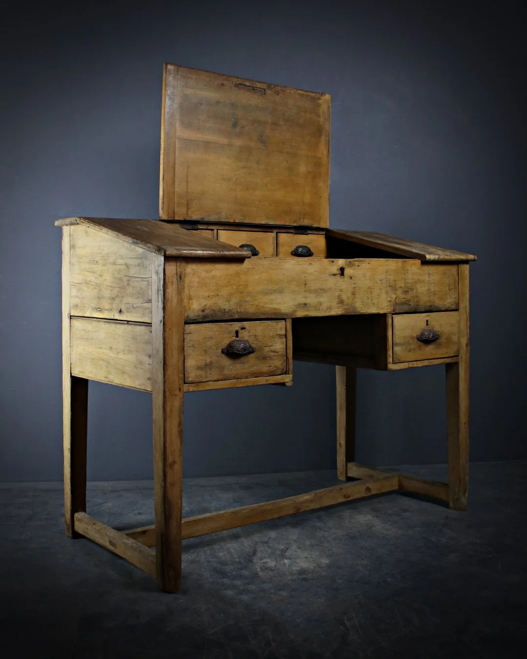 Pine_Drawing_Desk_5.jpg