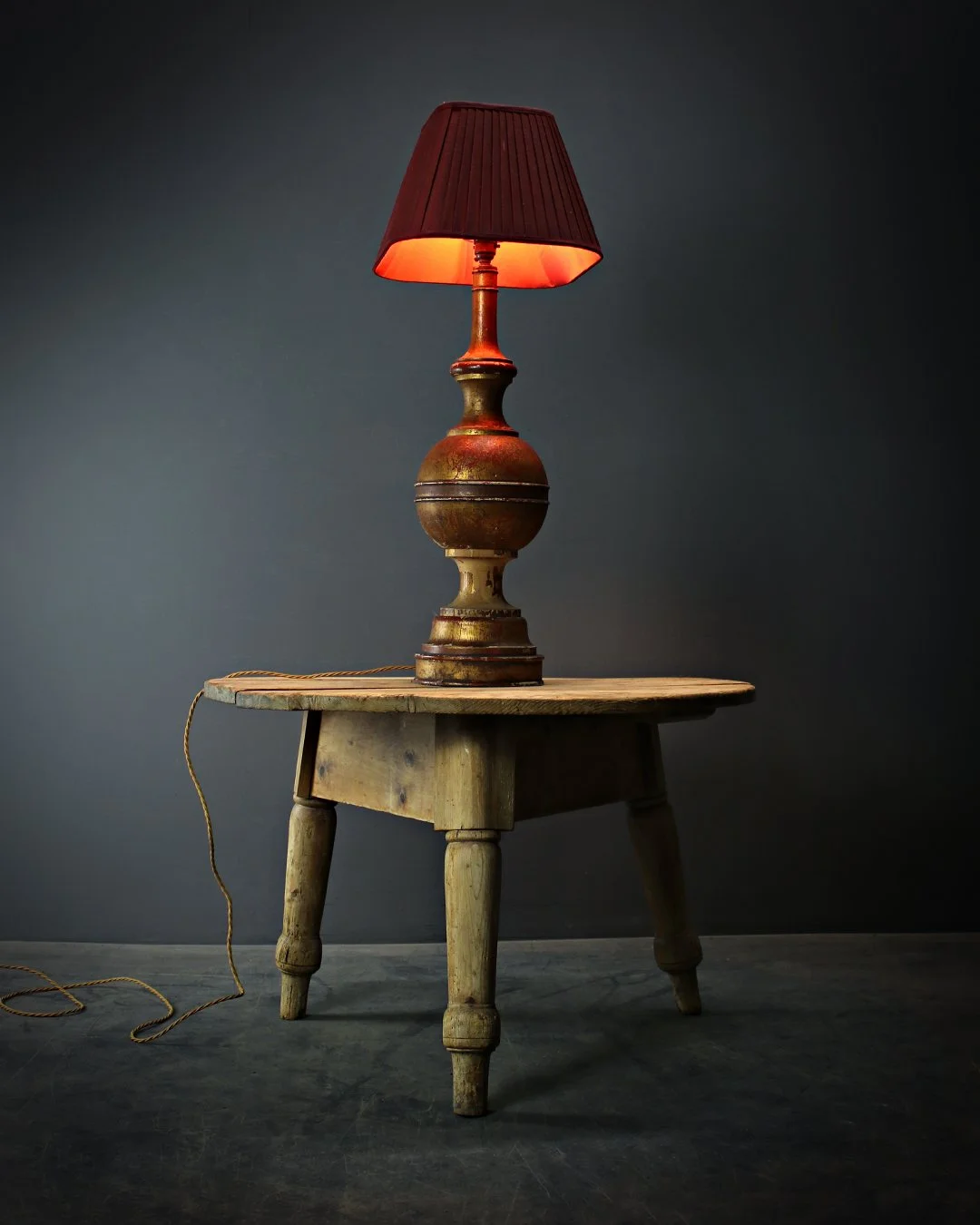 Rustic_Carved_Lamp_1.jpg