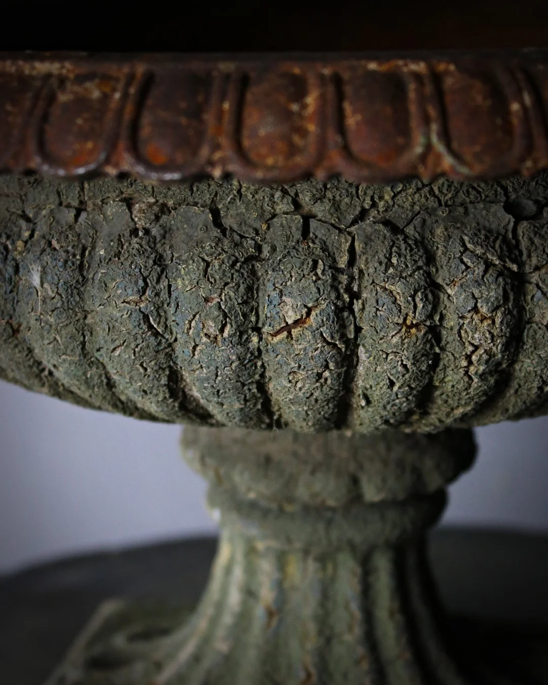 Pair_Georgian_Tazza_Urns_3.jpg