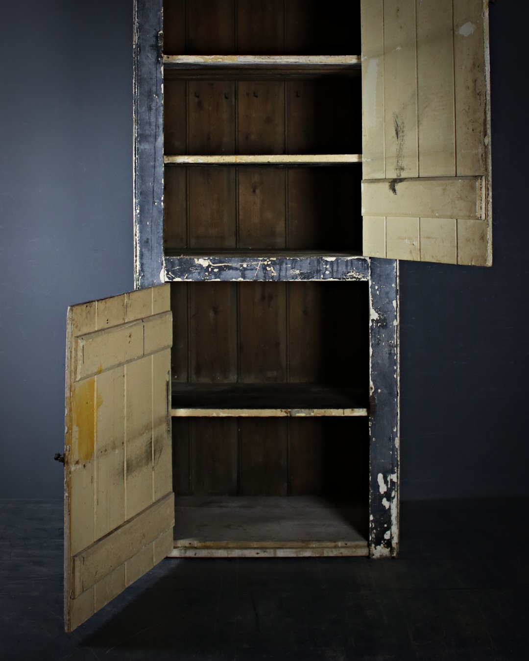 Rustic_Kitchen_Larder_7.jpg