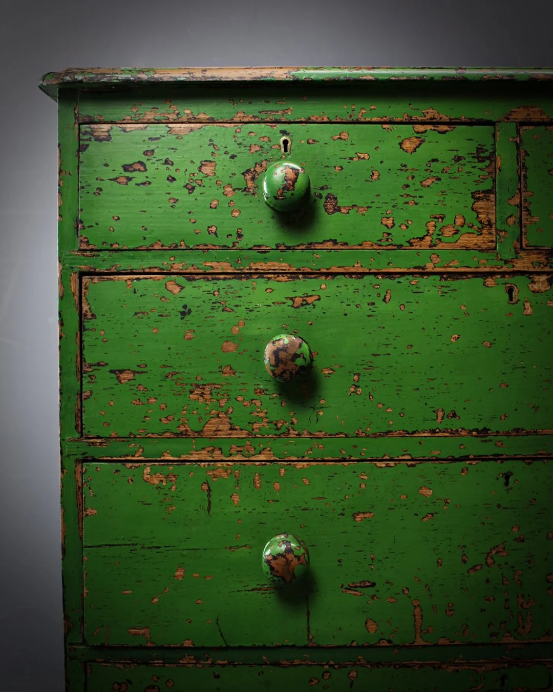 Green_Chest_of_Drawers_5.jpg