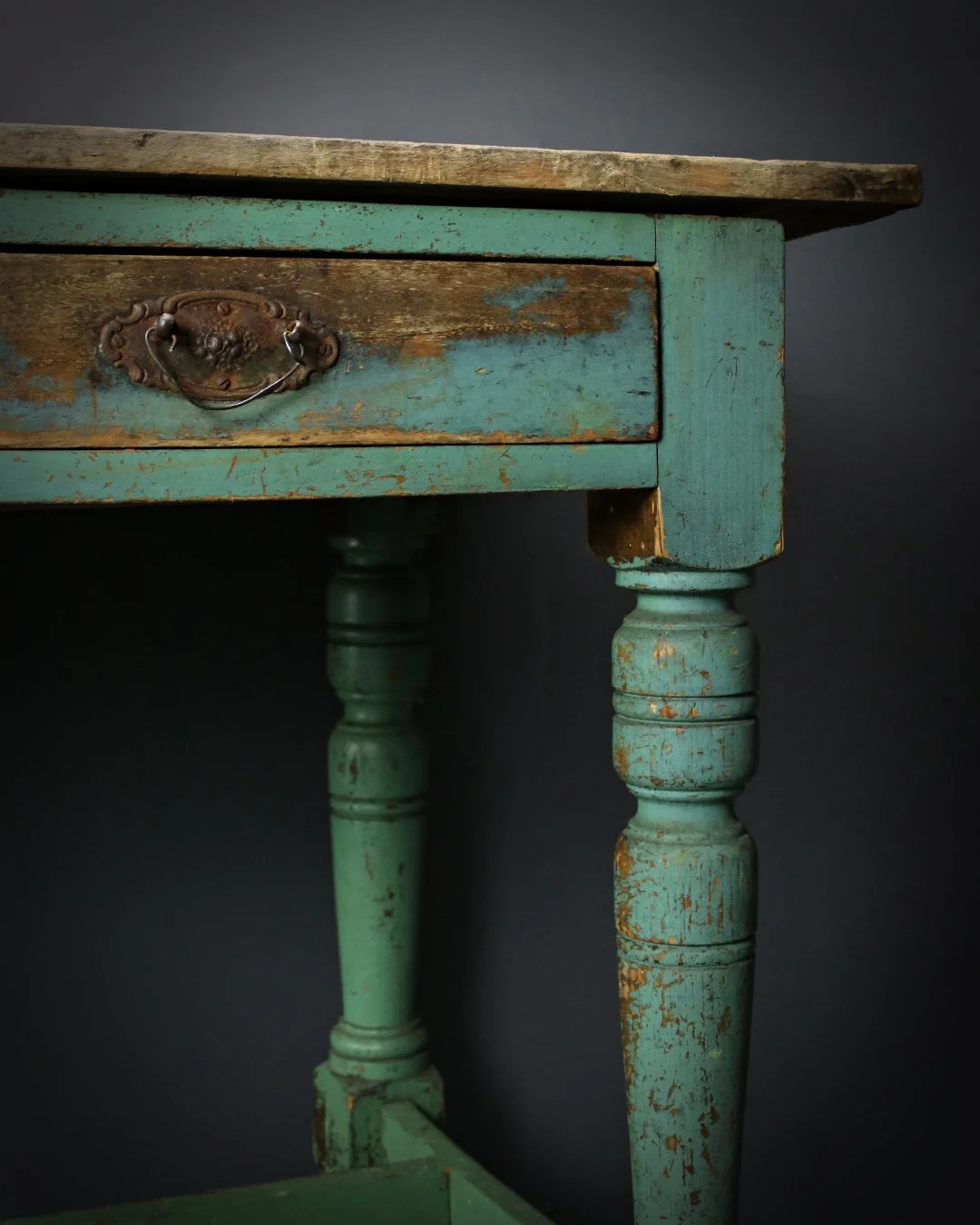 Rustic_Green_2_Drawer_Console_Table_5.jpg
