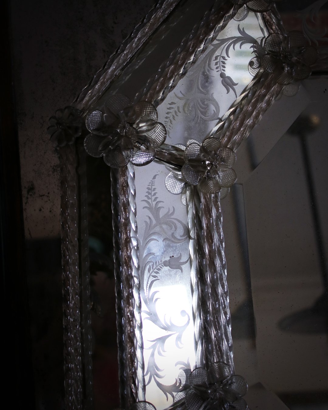Venetian_Mirror_6.jpg