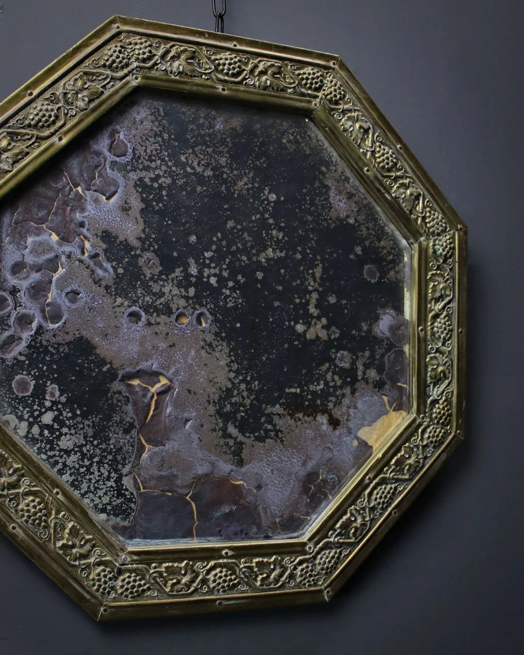 Hexagonal_Foxed_Mirror_4.jpg