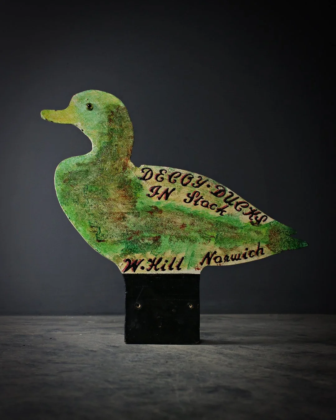Decoy_Duck_Trade_Sign_8.jpg