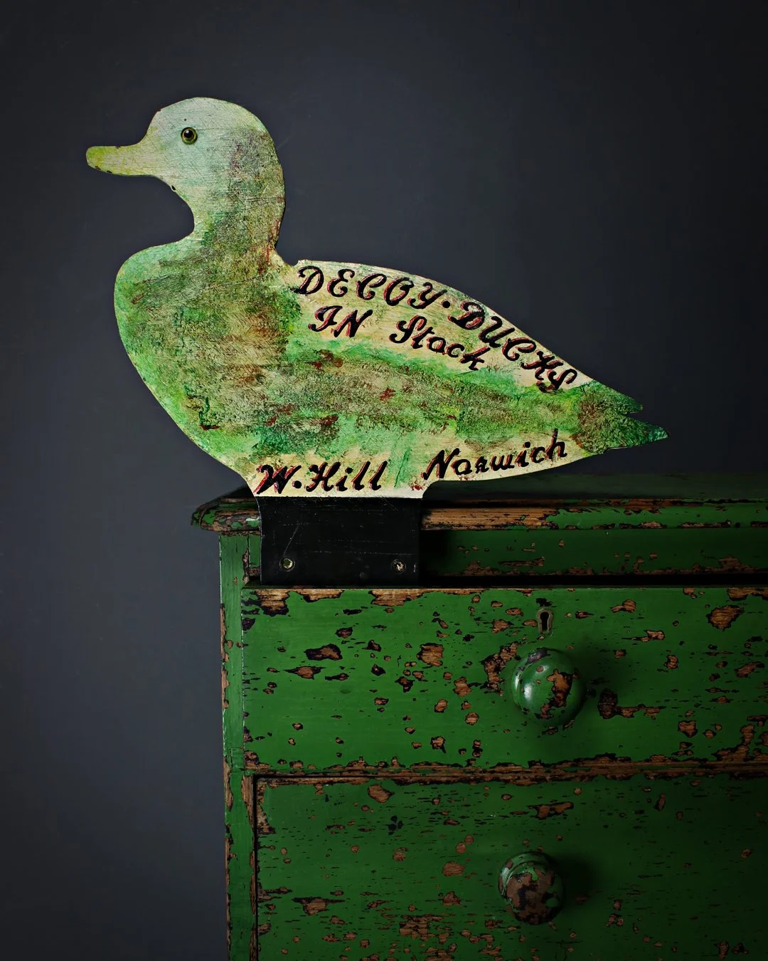 Decoy_Duck_Trade_Sign_1.jpg