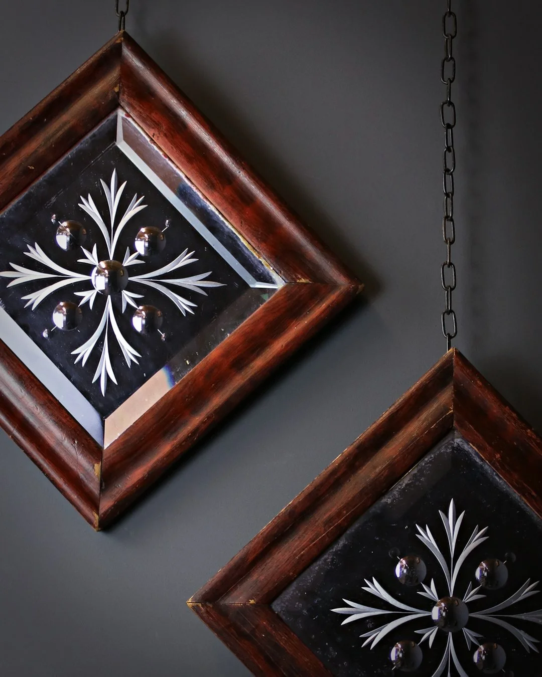 Pair_of_Sorcerers_Mirrors_5.jpg