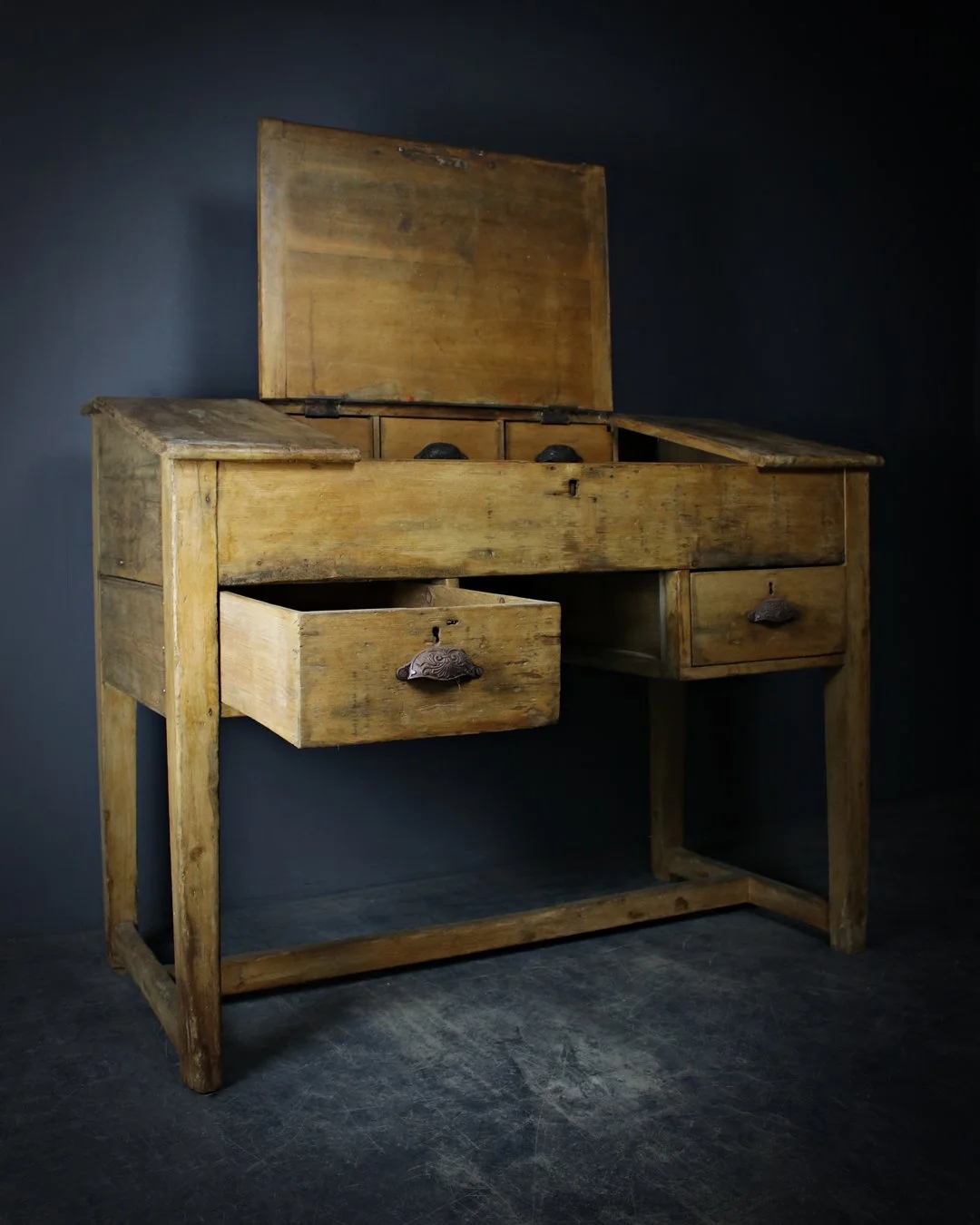 Pine_Drawing_Desk_8.jpg