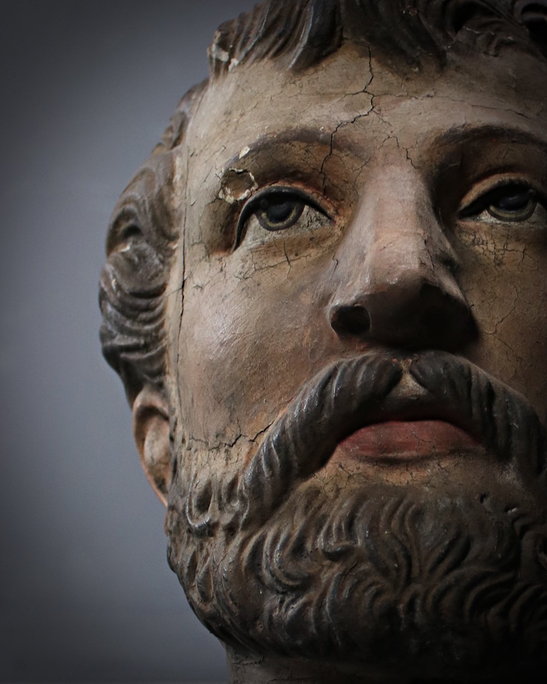 Bearded_Gentleman_Plaster_Bust_11.jpg