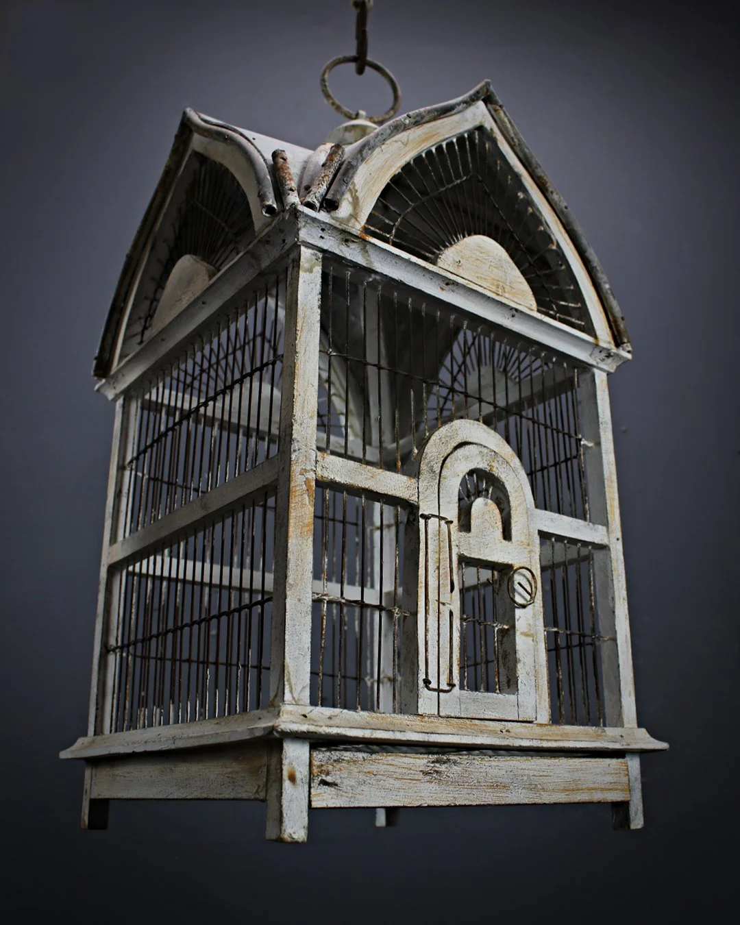 Pair_Of_Painted_Bird_Cages_3.jpg