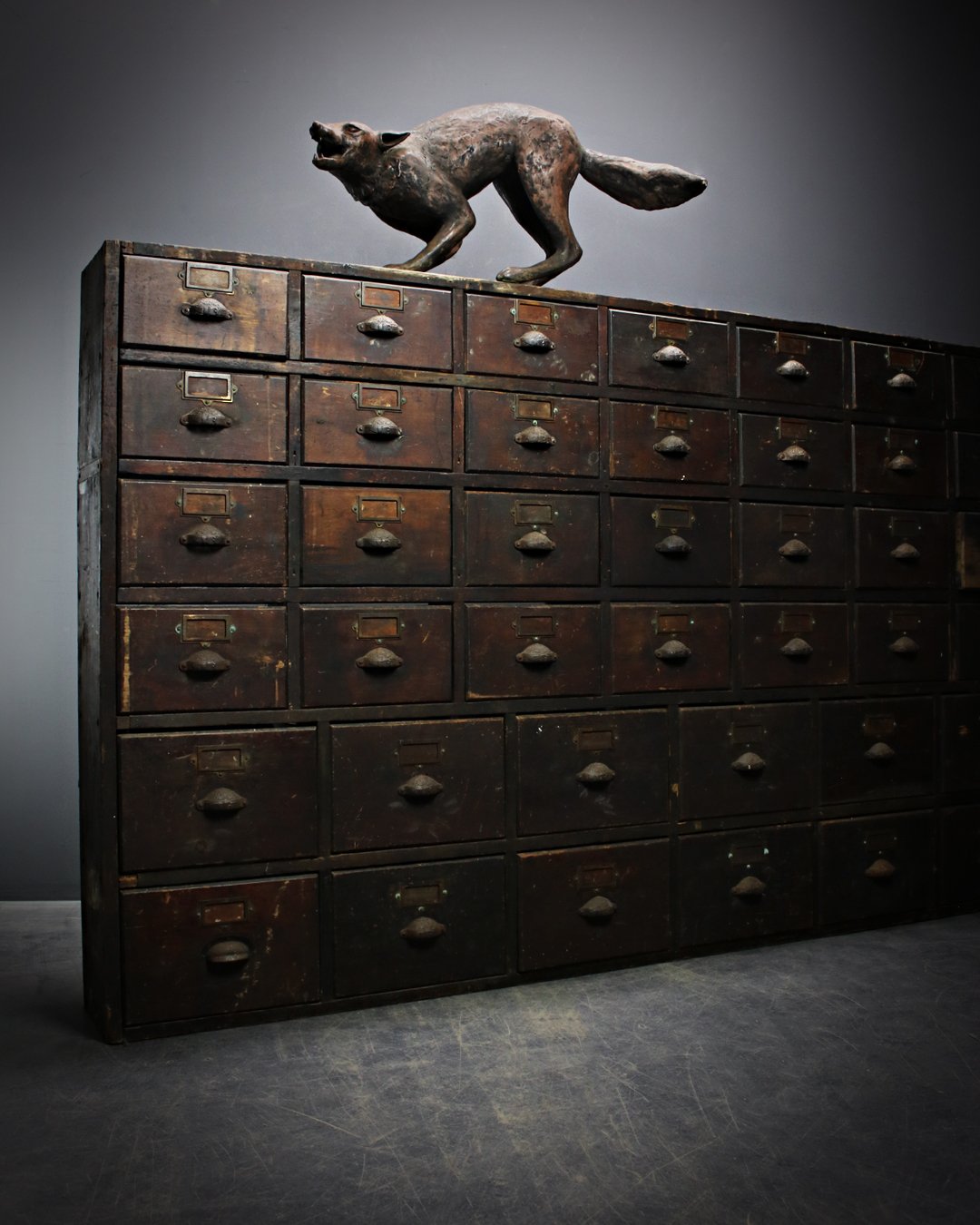 Huge_Apothecary_Drawers_4.jpg
