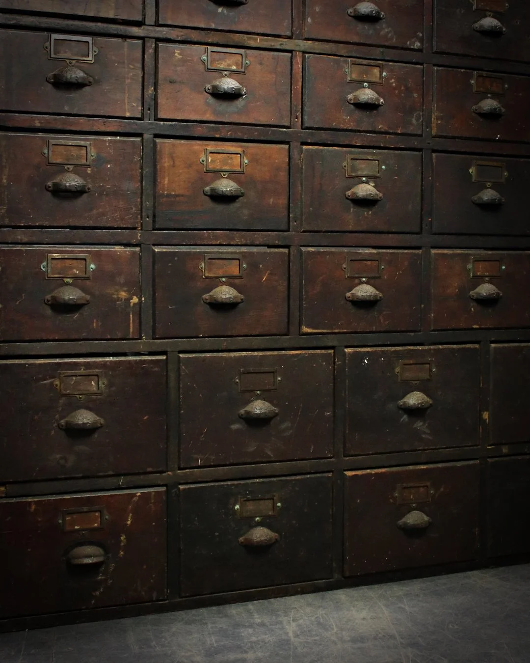 Huge_Apothecary_Drawers_2.jpg