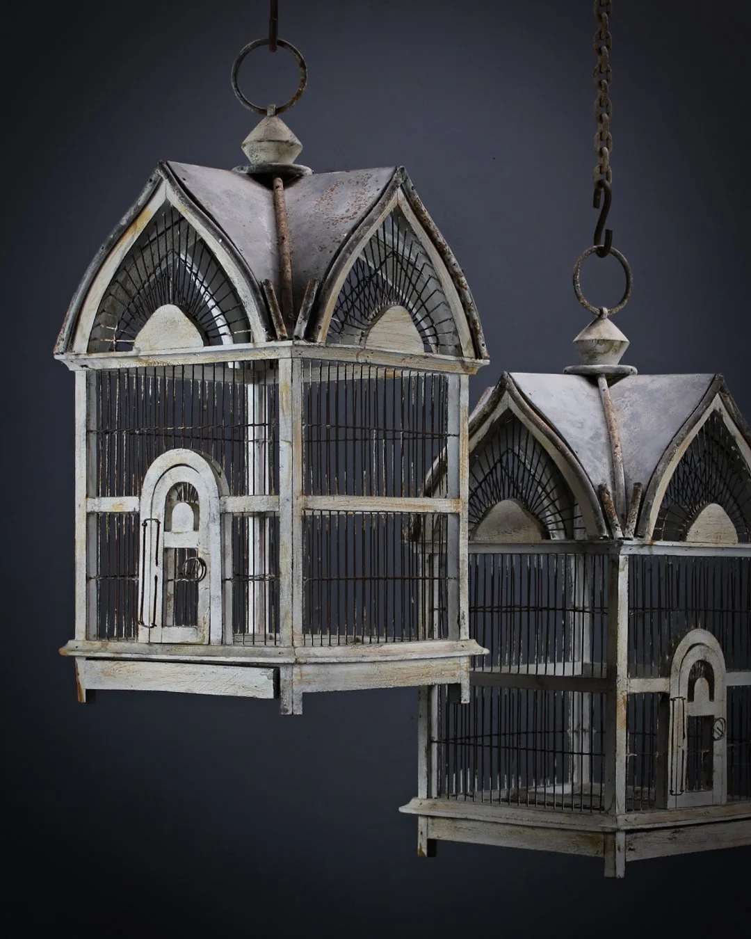 Pair_Of_Painted_Bird_Cages_7.jpg