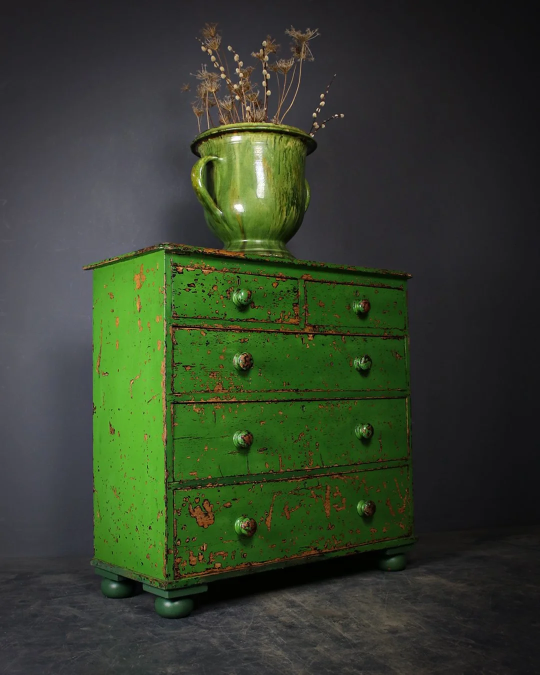 Green_Chest_of_Drawers_2.jpg