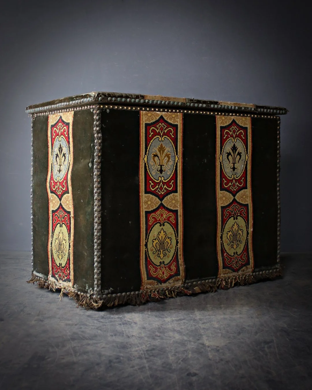 Turkeywork_Covered_Ottoman_6.jpg