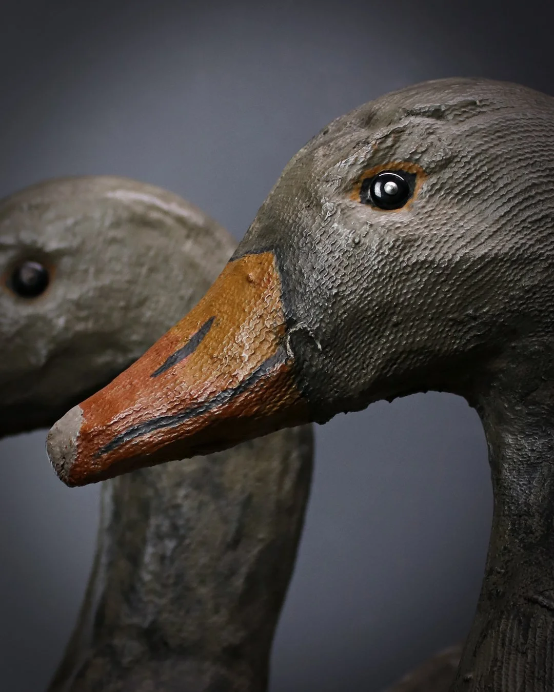 Pair_Of_Geese_Decoys_7.jpg