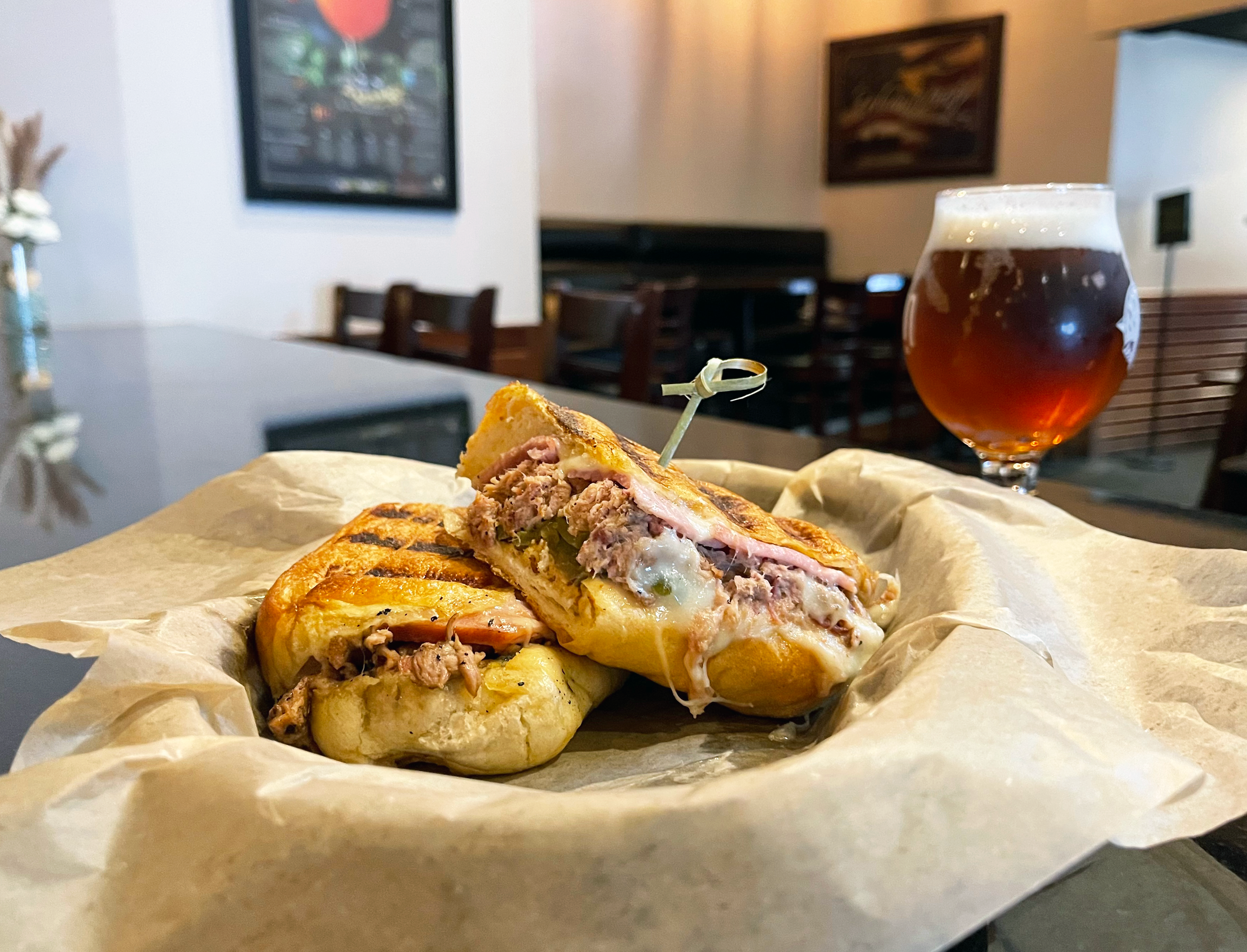 Fat Dog's Grille & Pub