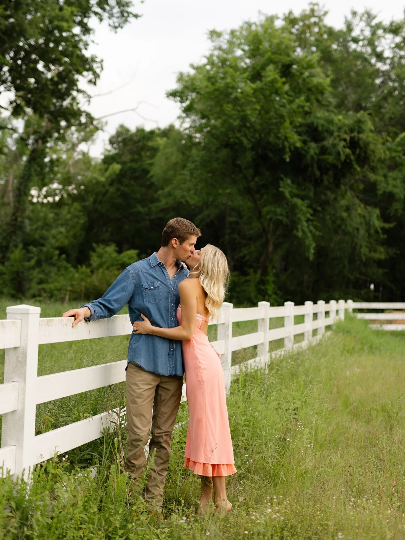 It&rsquo;s the big day for Elli &amp; Cole! I can&rsquo;t wait to be their personal paparazzi and celebrate their genuine love. Seeing their gratitude for friends and family last night was so sweet&mdash;there&rsquo;s truly something so special about