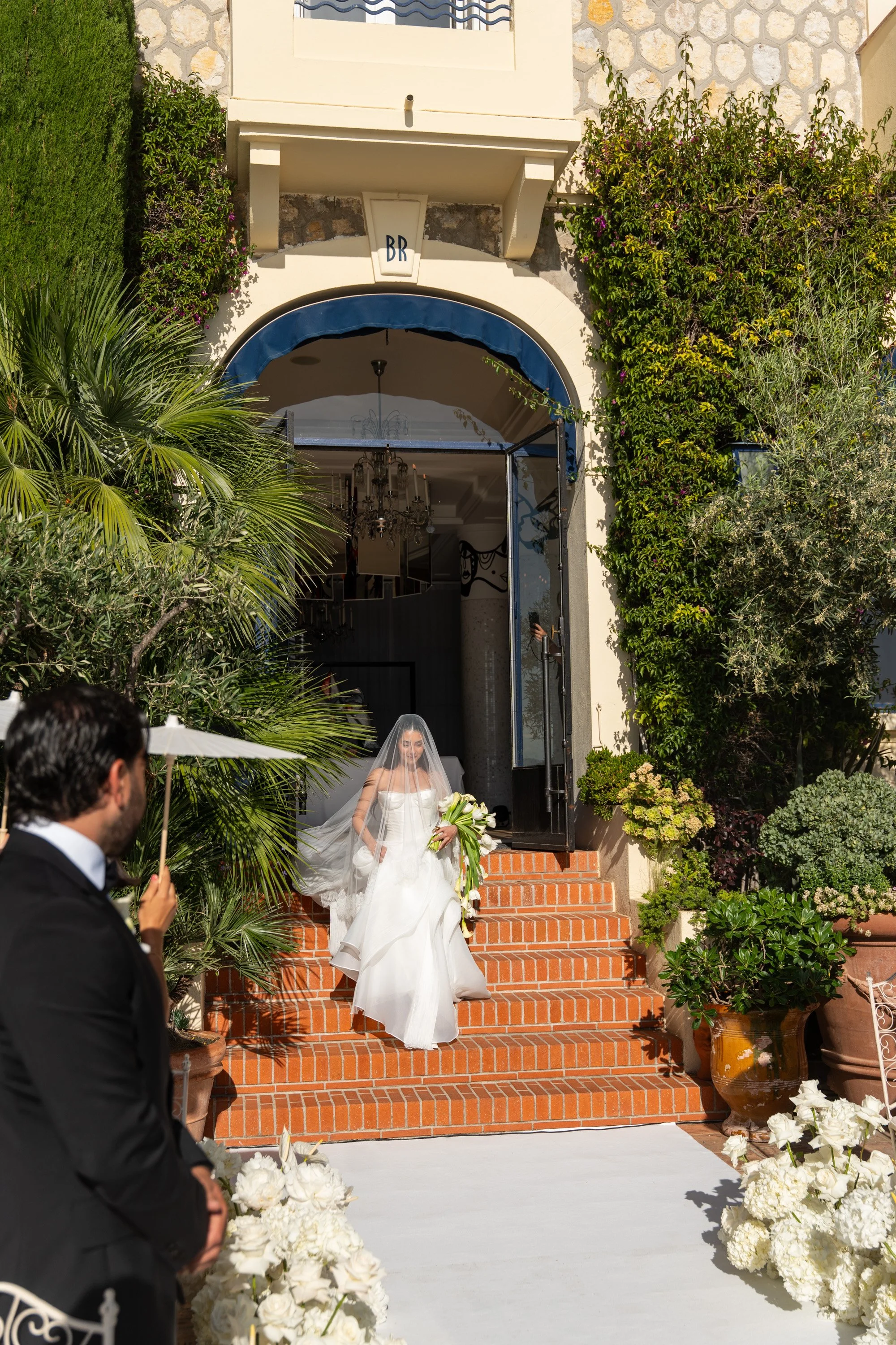 m-and-r-wedding-sneaks-36.jpg