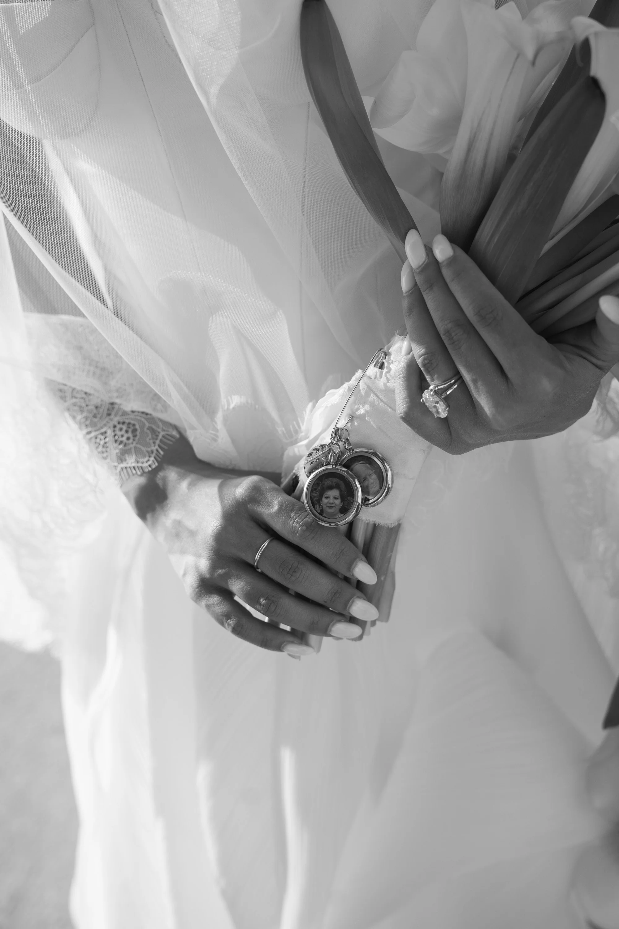 m-and-r-wedding-sneaks-62.jpg