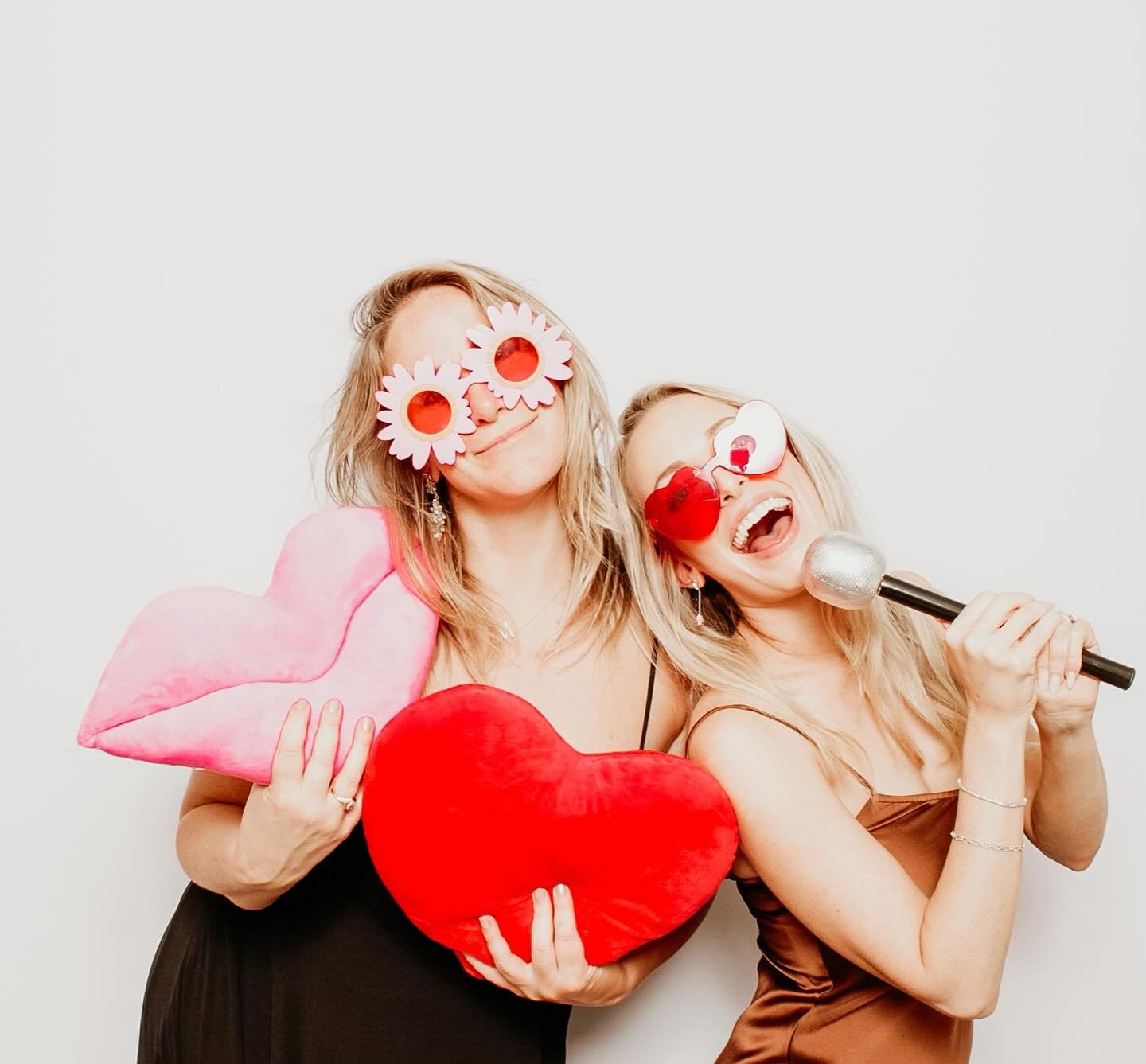 💕Love, kisses, and Galentine&rsquo;s wishes 💕 who&rsquo;s celebrating with their besties?