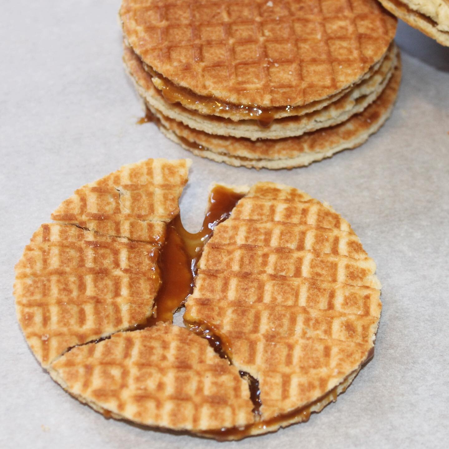 With this month&rsquo;s mandelbread flavor of Banana Pancakes, we approach the age old question of waffles vs. pancakes&hellip; why not both? 🥞🧇🍌

Our subscription stacks are accompanied by homemade stroopwafels, which are thinly baked waffles san