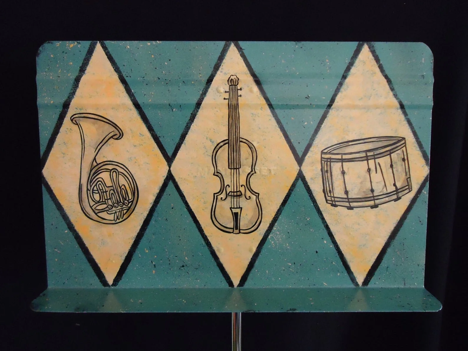 hunter green music stand front.jpg