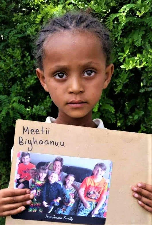 meeti sponsor family.JPG