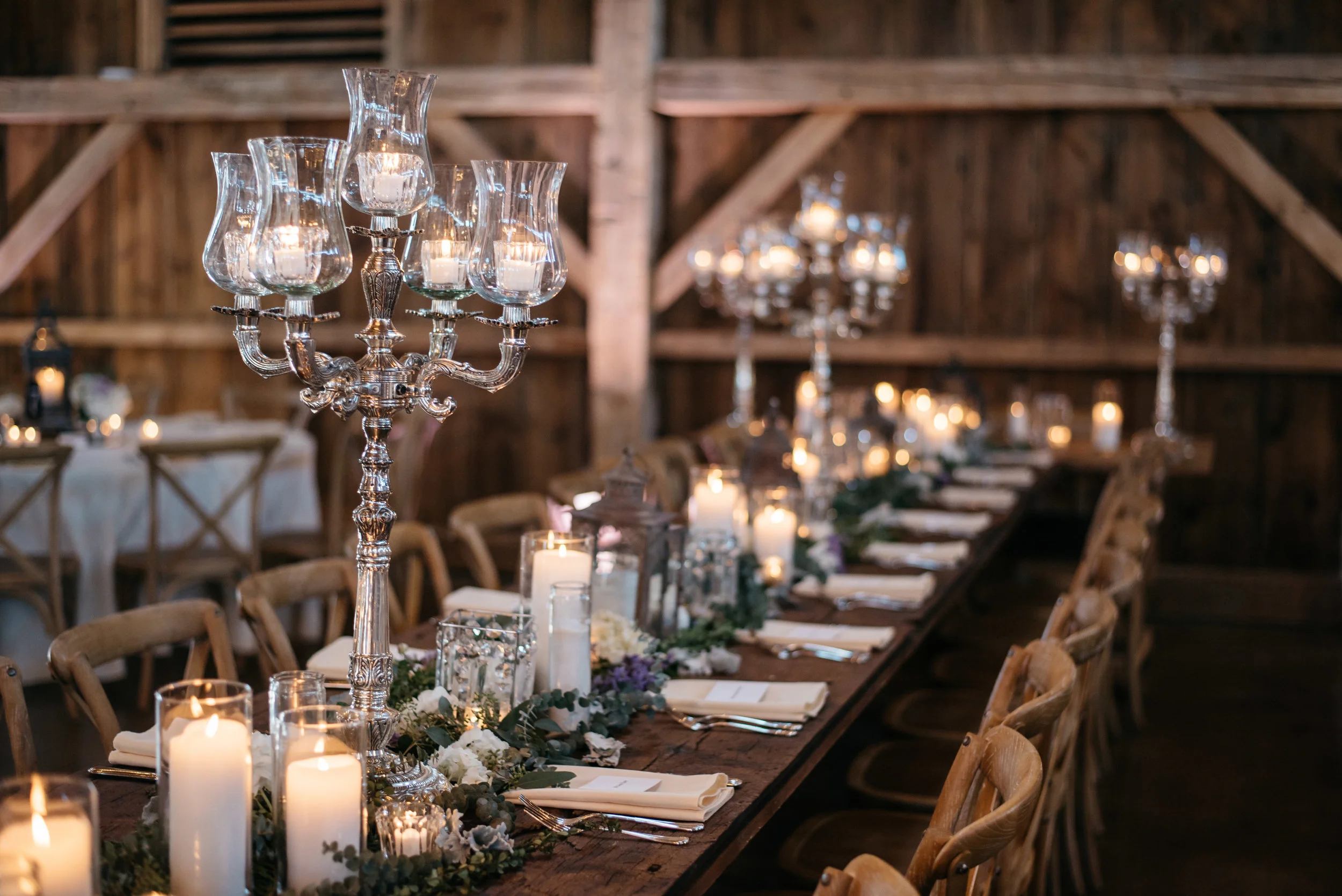 473-Tim+&+Lauren-wedding+1_18+Head+table+closeup+4+candelabras-DLA_4620.jpg