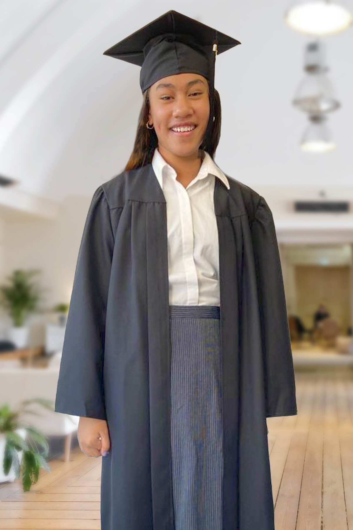 Genderspecific grad gowns shifting