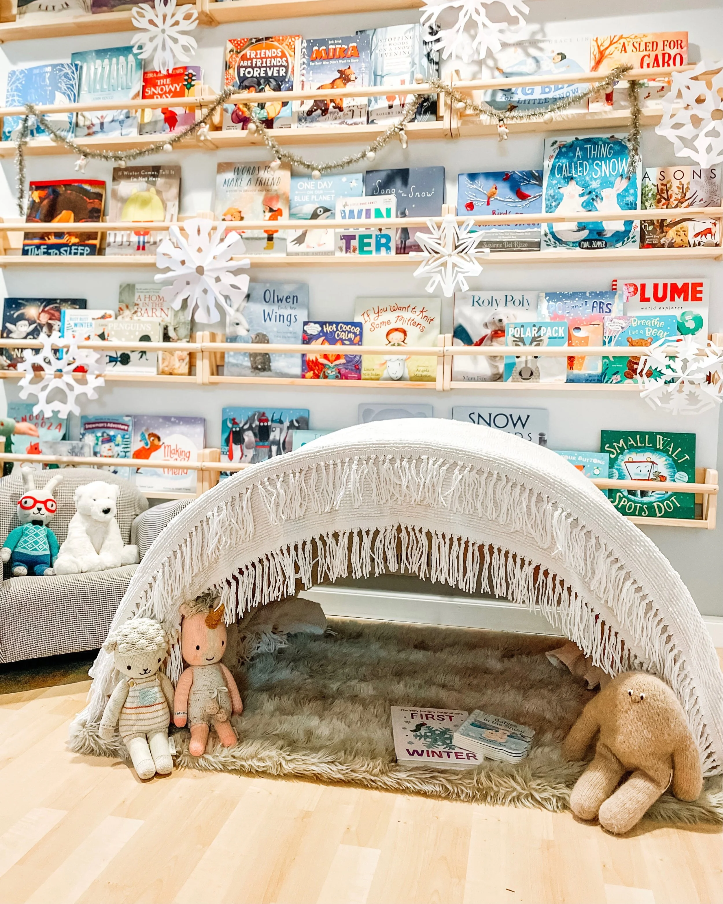 BRRRRing on the Winter Reads: 9 Winter Children's Picture Books & Snowy