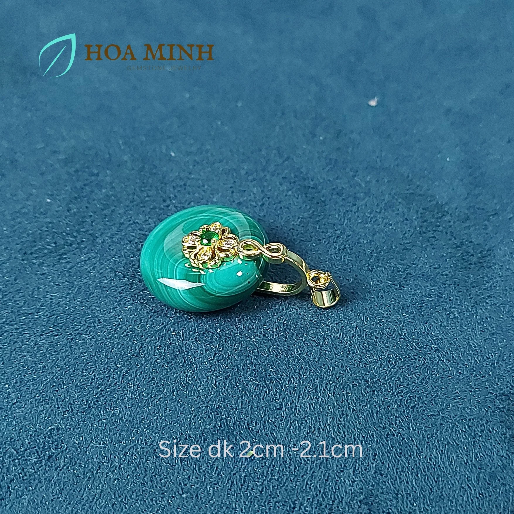 8-mat-day-chuyen-da-khong-tuoc-malachite-tu-nhien-kieu-dong-dieu-dk-2-2-1cm-tai-loc-hanh-thong-hoa-minh-gem-hmc0232.jpg