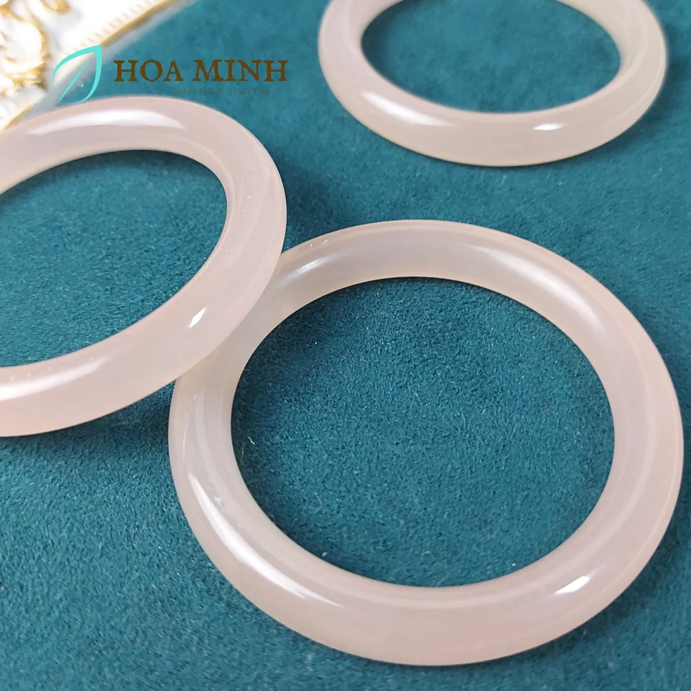 2-vong-tay-vong-ban-da-onyx-hong-pastel-nguyen-khoi-nhieu-ni-tay-rat-xinh-xan-de-thuong-hoa-minh-gem.jpg