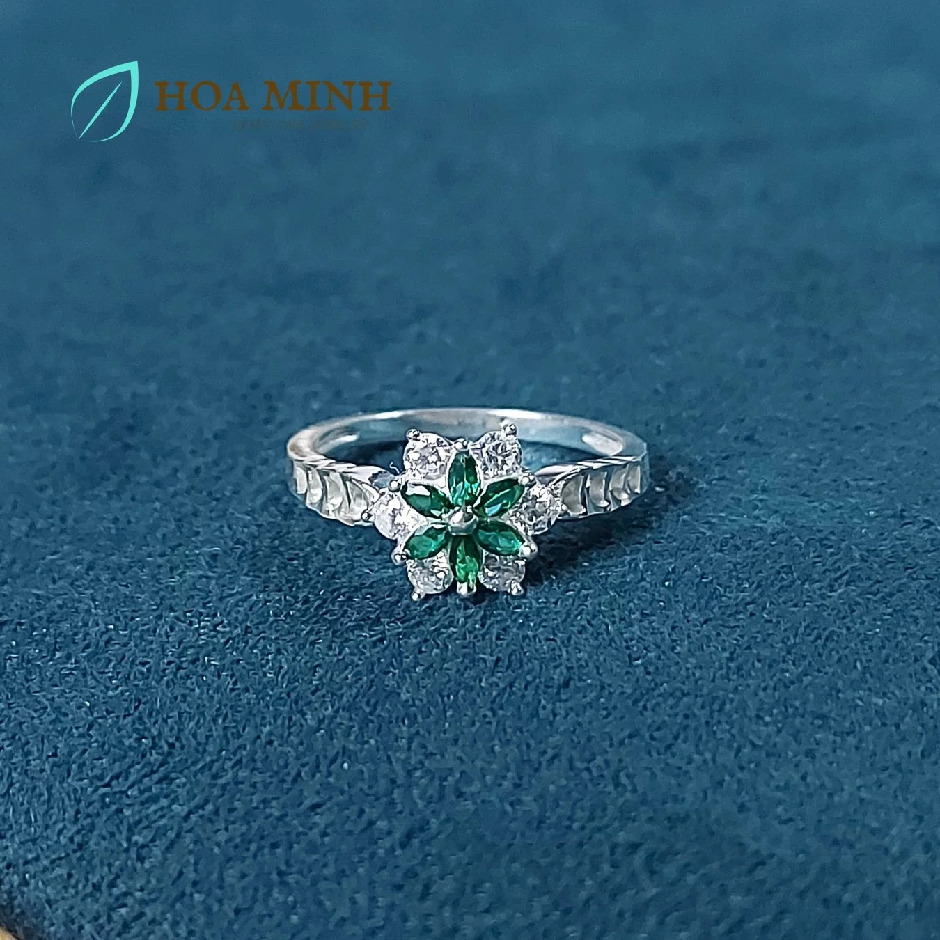 36-nhan-size-nho-size-5-dinh-da-hoa-cuc-mau-xanh-la-xanh-duong-os66203f-hoa-minh-gem.jpg
