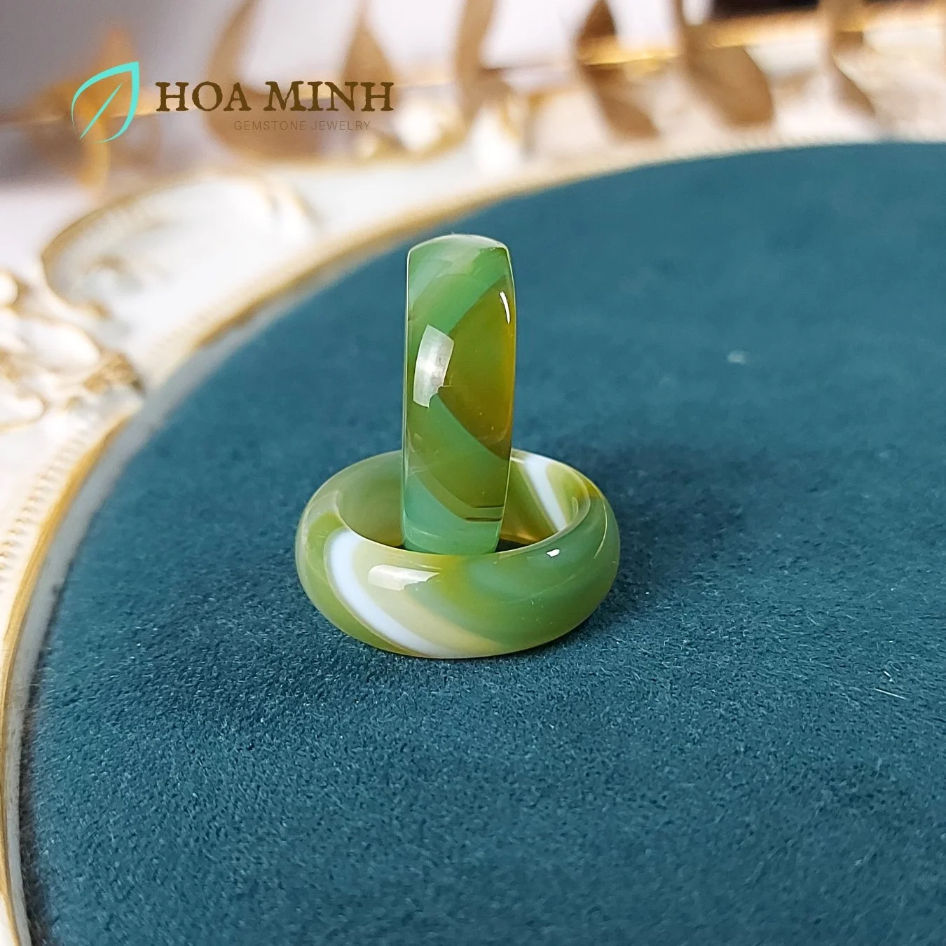 Nhẫn đá Mã Não xanh cốm nhẹ ngả vàng size đường kính 19mm dày nhẫn 8.7 li nhẫn big size nhẫn nam