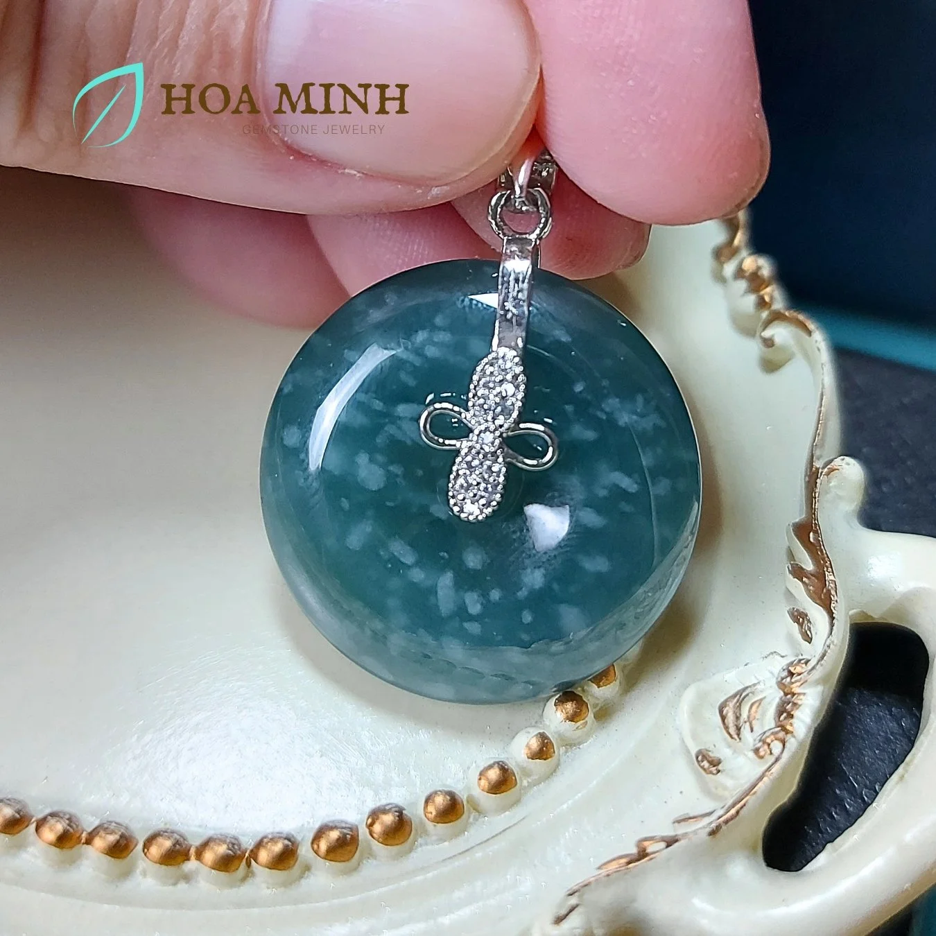 7-mat-day-chuyen-da-cam-thach-lam-ngoc-kieu-dong-dieu-size-dk-24-li-may-man-phong-cach-sang-trong-thoi-trang-hm44106f-hoa-minh-gem.jpg