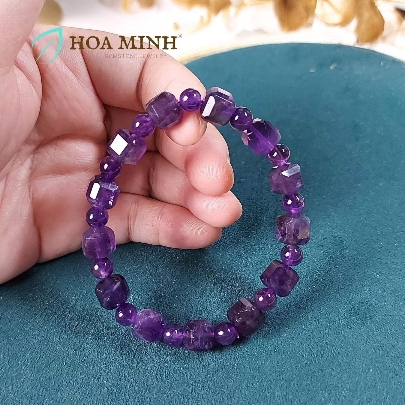 5-vong-tay-da-thach-anh-tim-amethyst-tu-nhien-size-8-li-kieu-hat-vuong-cat-giac-lap-lanh-phoi-vien-tron-thach-anh-tim-hoa-minh-gem.jpg
