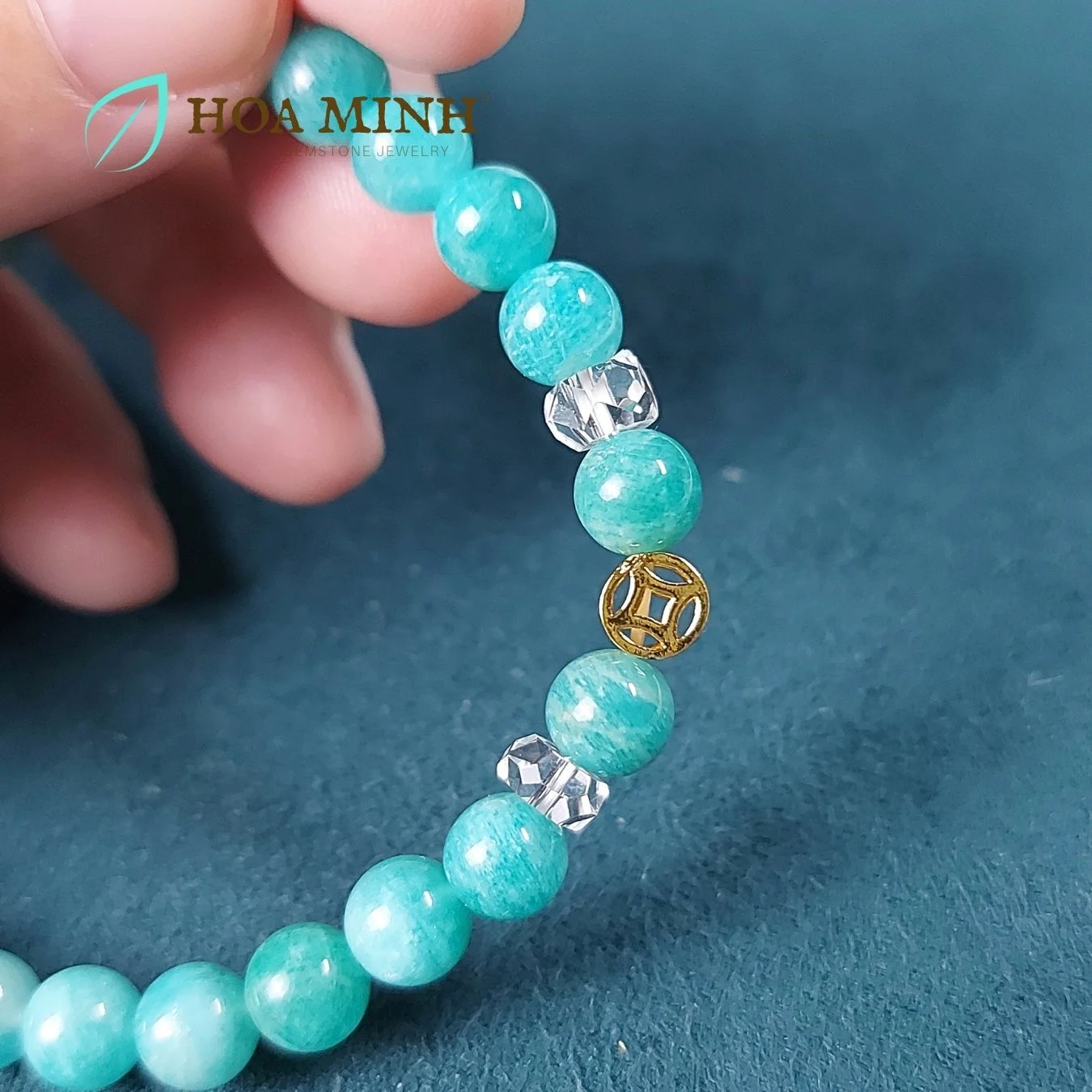 5-vong-tay-da-amazonite-thien-thanh-size-hat-6-8-li-phoi-charm-kim-tien-banh-xe-thach-anh-trang-cat-giac-hop-menh-thuy-moc-hoa-minh-gem.jpg