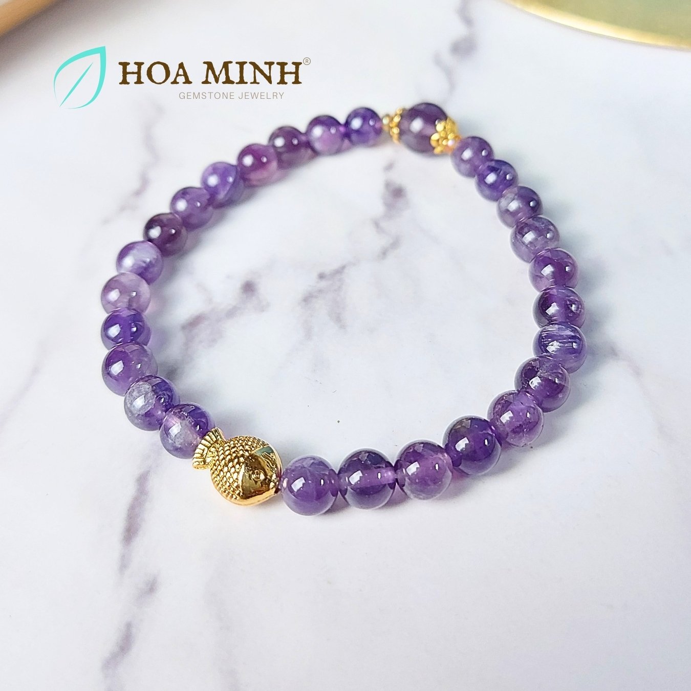 10-vong-tay-da-thach-anh-tim-amethyst-tu-nhien-size-hat-6-5-li-phoi-charm-ca-chep-vang-charm-op-hoa-sang-trong-hoa-minh-gem.jpg