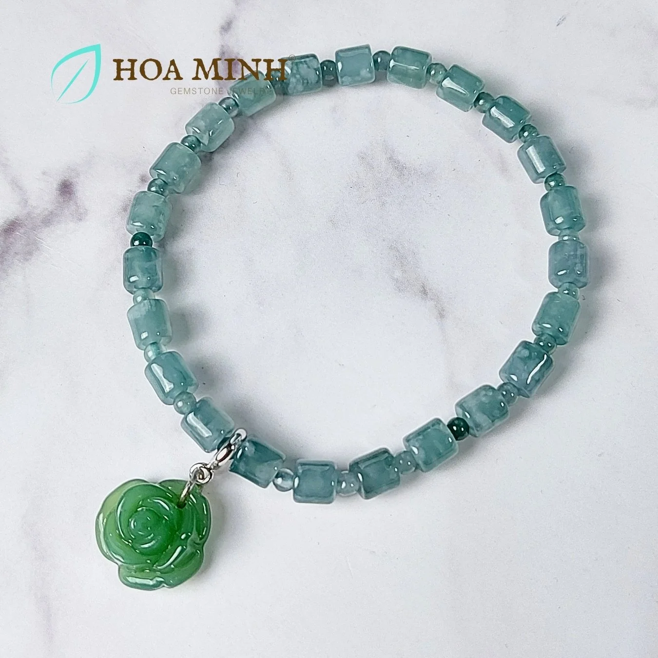 Vòng tay Cẩm Thạch Ngọc Lam kiểu lu thống size 5 li mini phối xen kẽ viên tròn, charm treo hoa hồng xinh xắn sang trọng