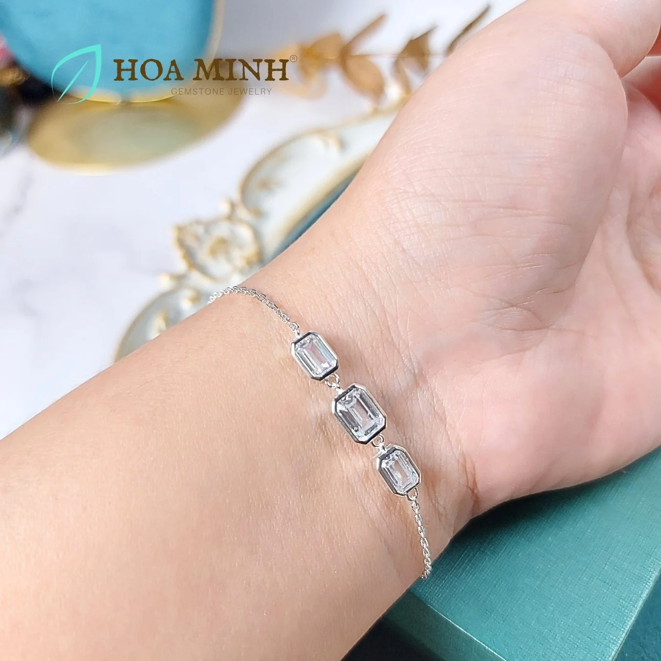 8-lac-tay-lac-nu-hat-vuong-baget-chu-nhat-y-chau-bao-phong-cach-sang-trong-os41903f-hoa-minh-gem.jpg