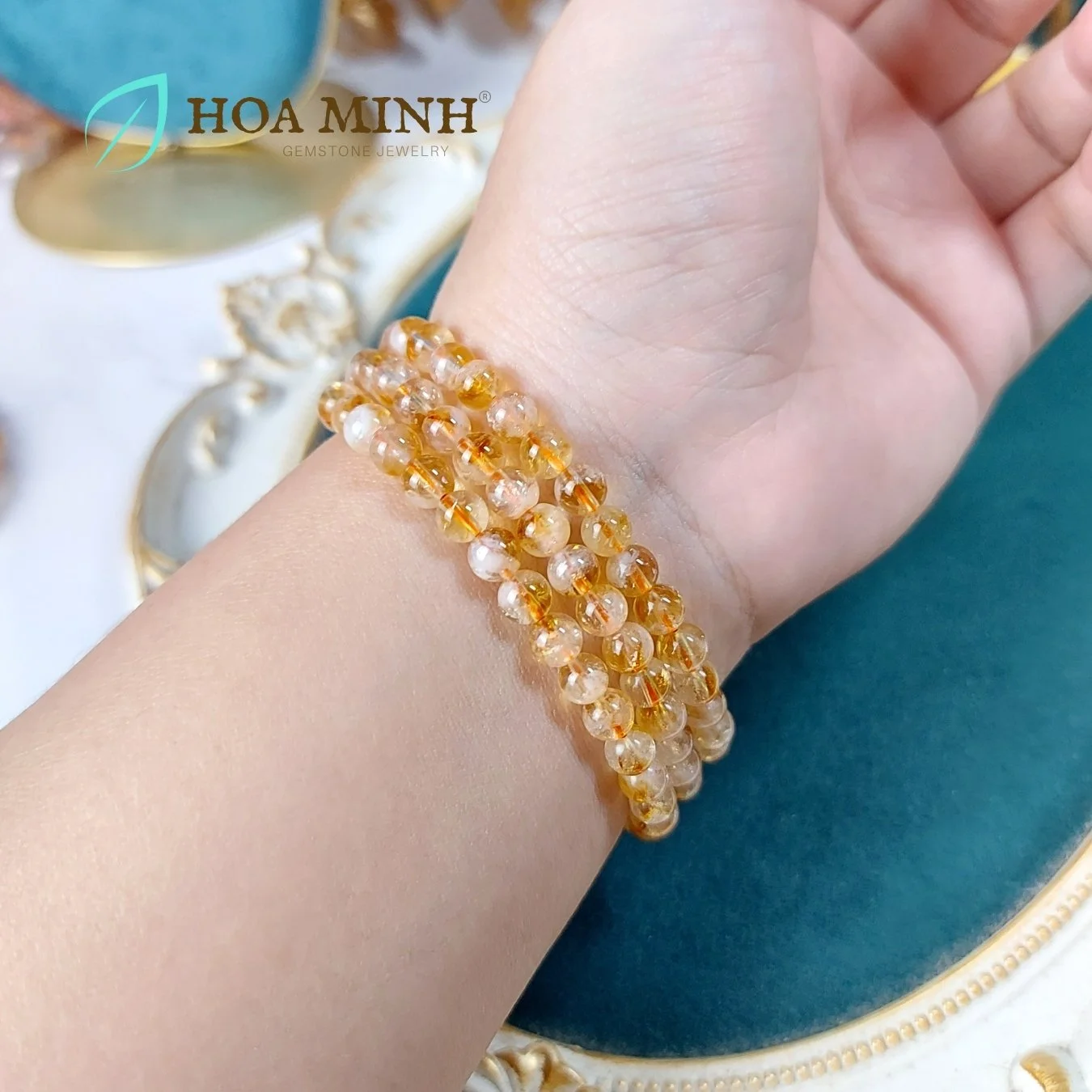 12-vong-tay-da-thach-anh-vang-citrine-tu-nhien-size-hat-5-7-li-kieu-quan-3-vong-tay-hoac-vong-deo-co-thoi-trang-sang-trong-hoa-minh-gem.jpg