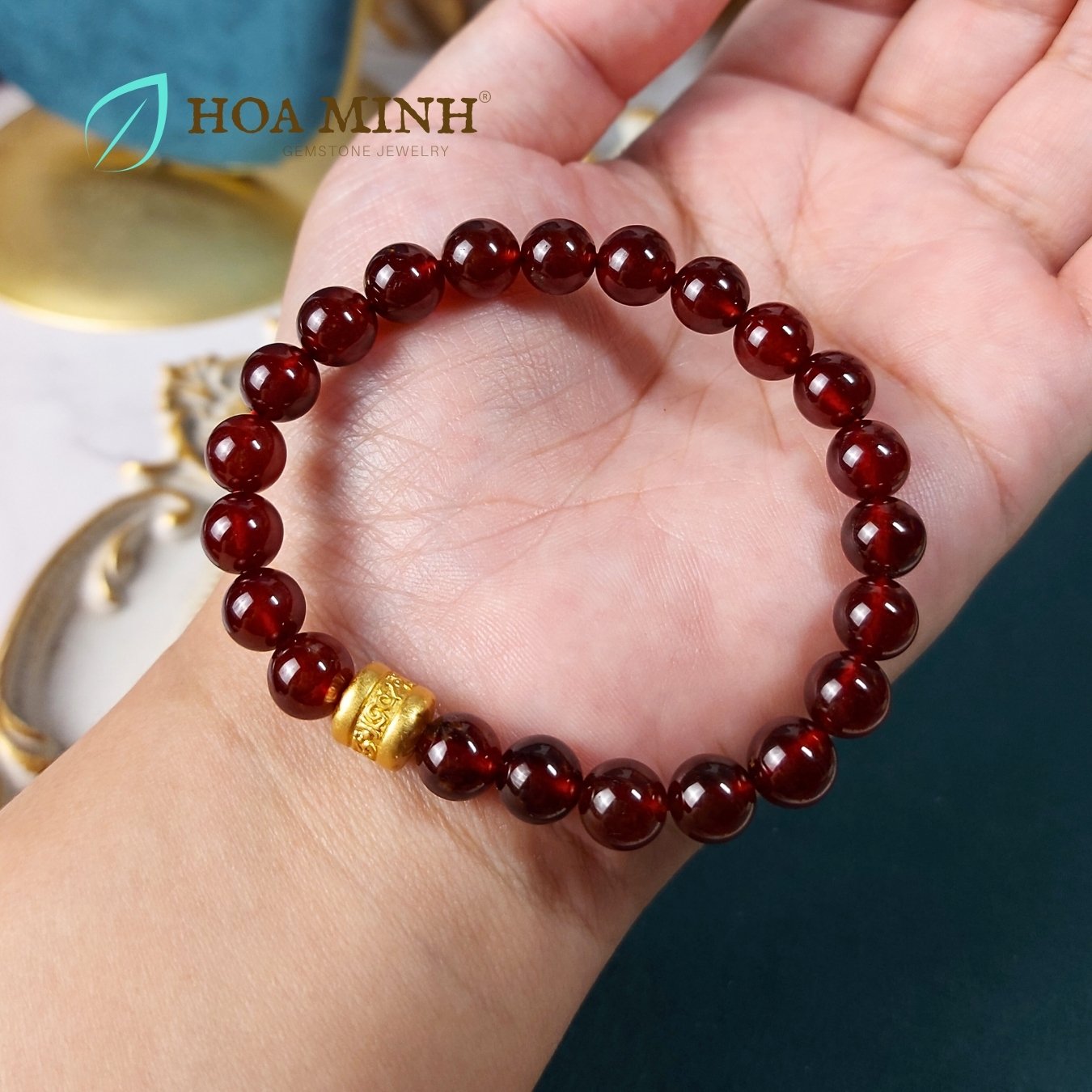 7-vong-tay-da-garnet-ngoc-hong-luu-size-8-li-tu-nhien-phoi-charm-lu-thong-xi-vang-khac-luc-chu-binh-an-hoa-minh-gem.jpg