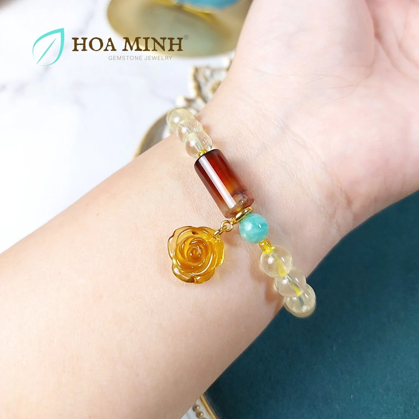 3-vong-tay-thach-anh-vang-chanh-lemon-quartz-tu-nhien-7-7-li-phoi-charm-treo-hoa-hong-lu-thong-ma-nao-dreamy-tre-trung-xinh-xan-hoa-minh-gem.jpg