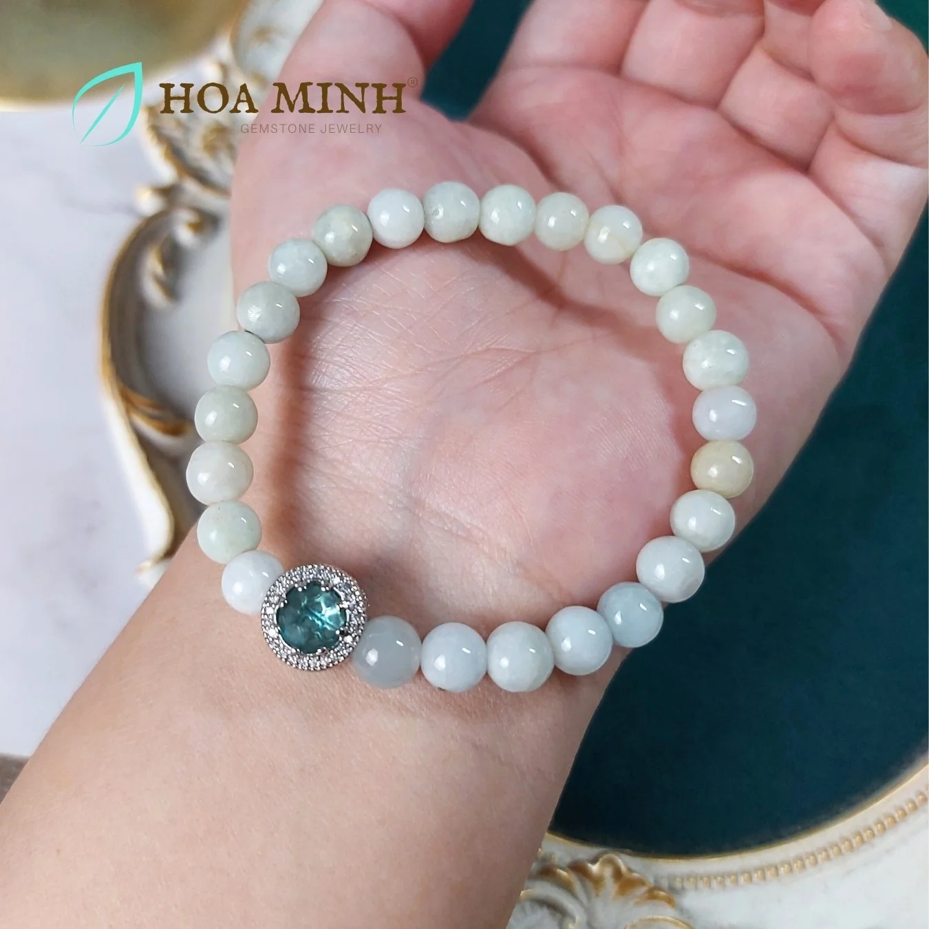 4-vong-ngoc-cam-thach-trang--cam-thach-bach-ngoc-size-hat-73-li-phoi-charm-pan-xinh-xan-co-dien-khong-ken-menh--hoa-minh-gem.jpg