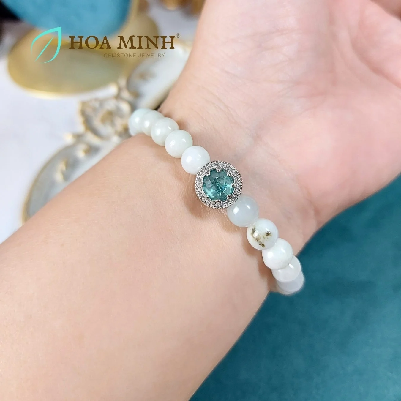 8-vong-ngoc-cam-thach-trang--cam-thach-bach-ngoc-size-hat-73-li-phoi-charm-pan-xinh-xan-co-dien-khong-ken-menh--hoa-minh-gem.jpg