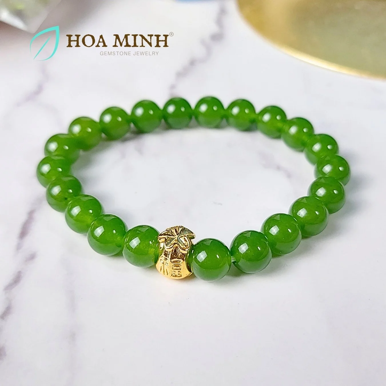 Vòng tay phong thủy đá Mã Não màu xanh ngọc size hạt 8 li phối charm xi vàng phong cách sang trọng, thời trang