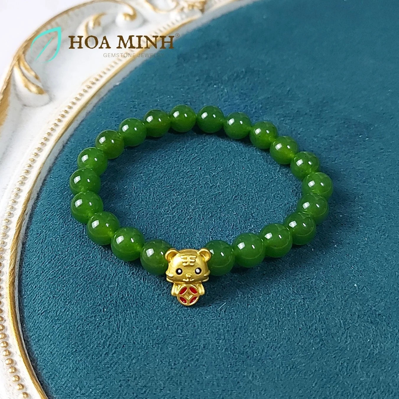 30-vong-tay-phong-thuy-da-ma-nao-mau-xanh-ngoc-size-hat-8-li-phoi-charm-xi-vang-phong-cach-sang-trong-thoi-trang-hoa-minh-gem.jpg