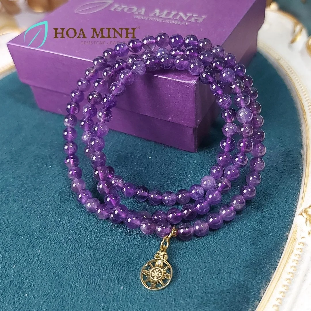 5-vong-chuoi-108-hat-da-thach-anh-tim-amethyst-tu-nhien-size-hat-5-5-li-phoi-charm-bac-xi-vang-hinh-la-ban-cao-cap-hoa-minh-gem.jpg
