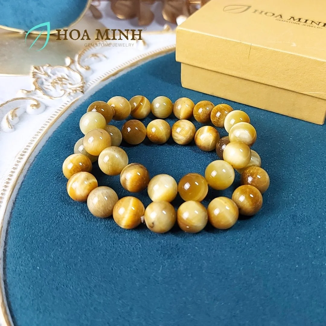 4-vong-tay-phong-thuy-da-mat-ho-vang-tam-vip-size-hat-12-li-khong-ken-menh-hoa-minh-gem.jpg